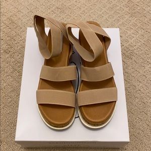 Steve Madden Bandi Sandal Size 8